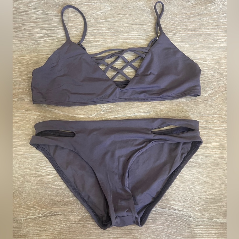 L*Space Bikini Set - Picture 4 of 4